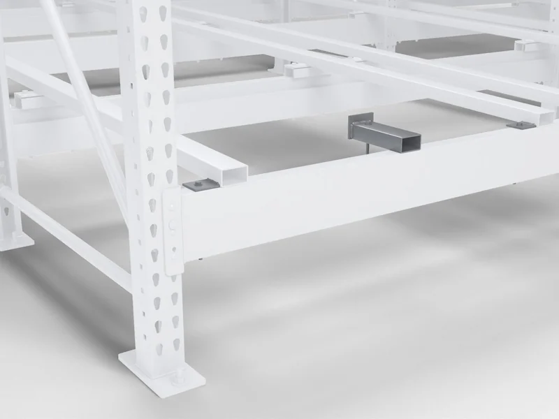 Push-Back Racking: Front stops and entry. Hold the front cart and pallet.