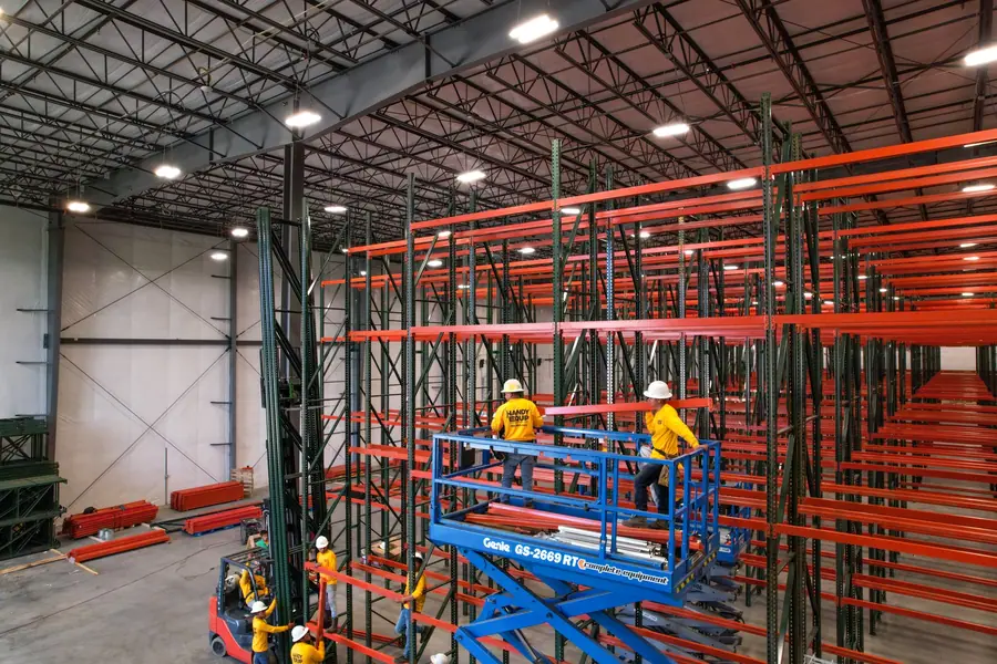 Crew on scissor lift