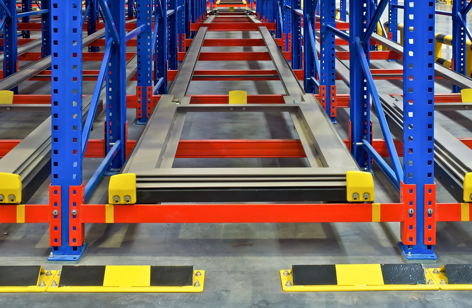 Storage Racking For Engineering Materials Drive-In vs Push-Back Racking: Which One Fits? | Handy Equip